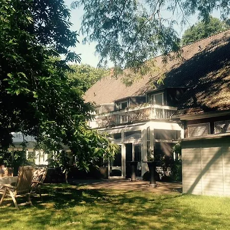 Gaestehaus Hoepkens Ruh Hotel 3*