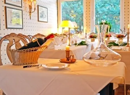 Готель Gaestehaus Hoepkens Ruh 3*