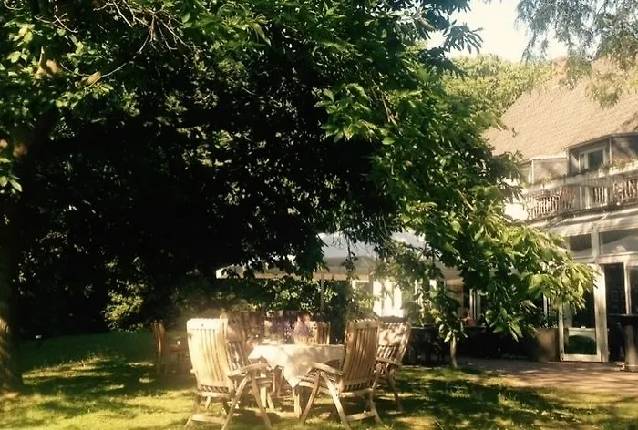 Gaestehaus Hoepkens Ruh Hotel 3*