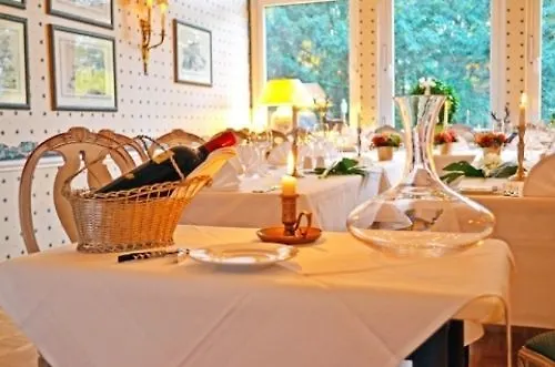 Hotel Gaestehaus Hoepkens Ruh 3*